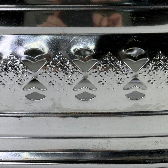 Vintage Oval Metal Filigree Serving Stand With Handles - Picture 2 of 15